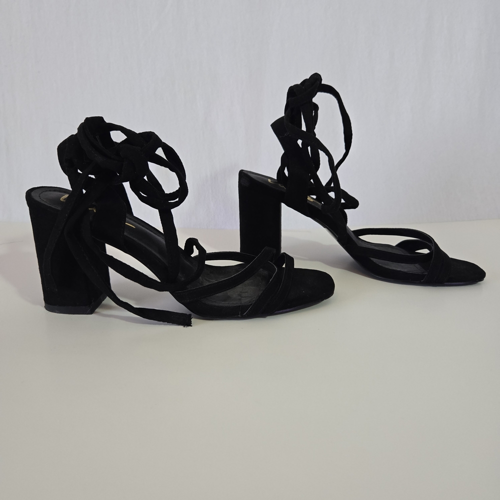 Lulu's Black Strappy Heels